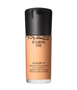 MAC Cosmetics Studio Fix Fluid SPF 15 24HR Matte Foundation + Oil Control podkład matujący SPF 15 odcień NW22 30 ml można nabyć na stronie Flaconi.pl