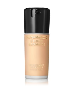 MAC Cosmetics Studio Radiance Serum-Powered Foundation podkład nawilżający odcień NC18 30 ml można nabyć na stronie Flaconi.pl