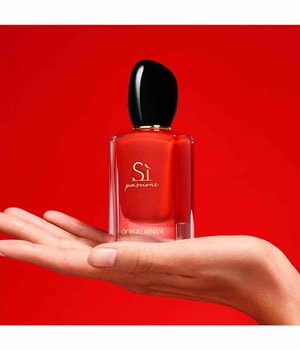 Giorgio Armani Sì Passione Woda perfumowana na flaconi