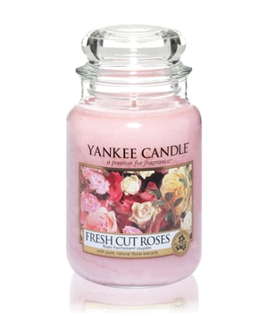 Yankee Candle Fresh Cut Roses Świeca zapachowa 0.623 kg 5038580000207 base-shot_pl